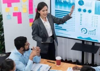 Visual Storytelling: Enhancing Your Marketing with Compelling Imagery